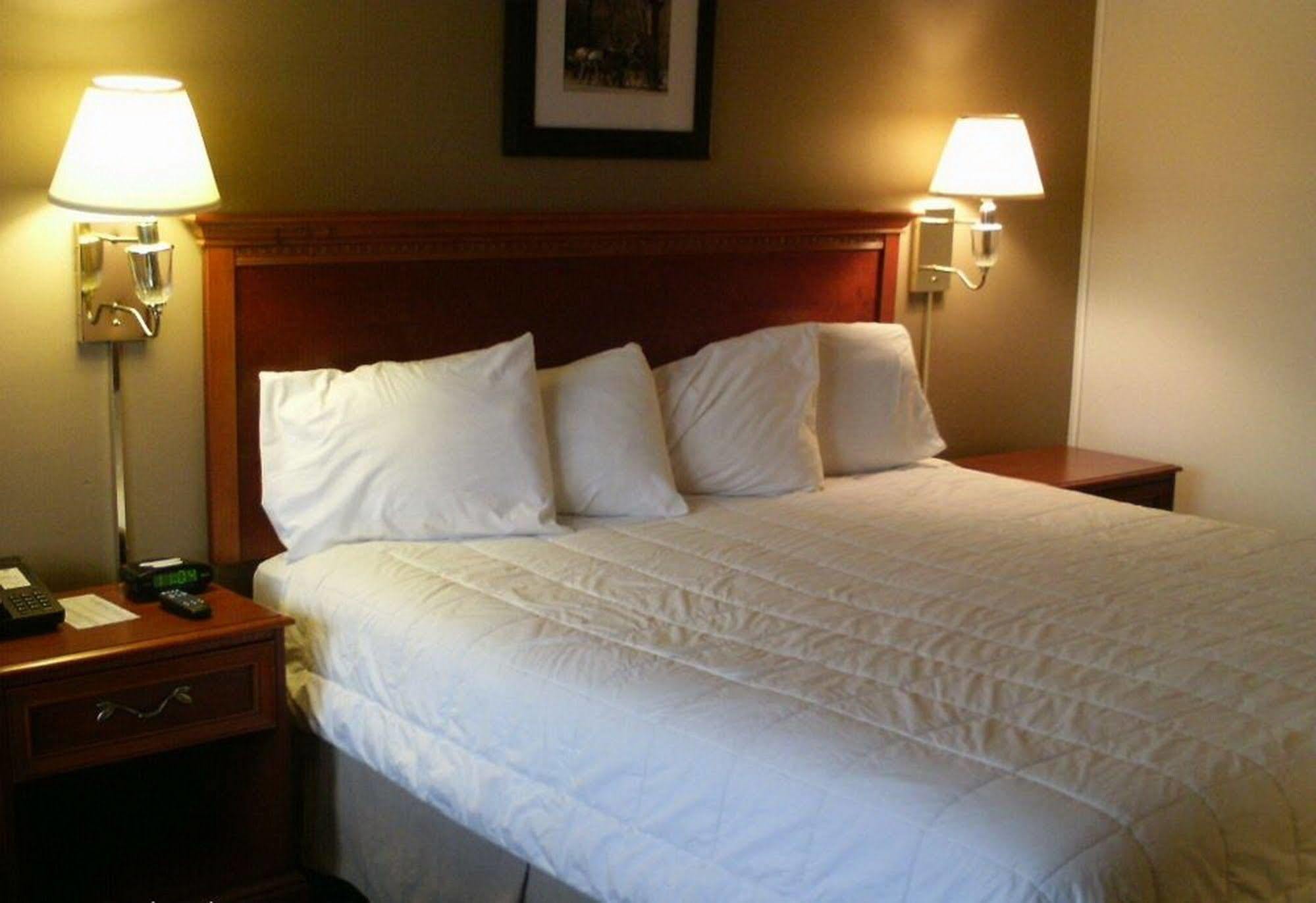 Newburgh Inn Habitación foto