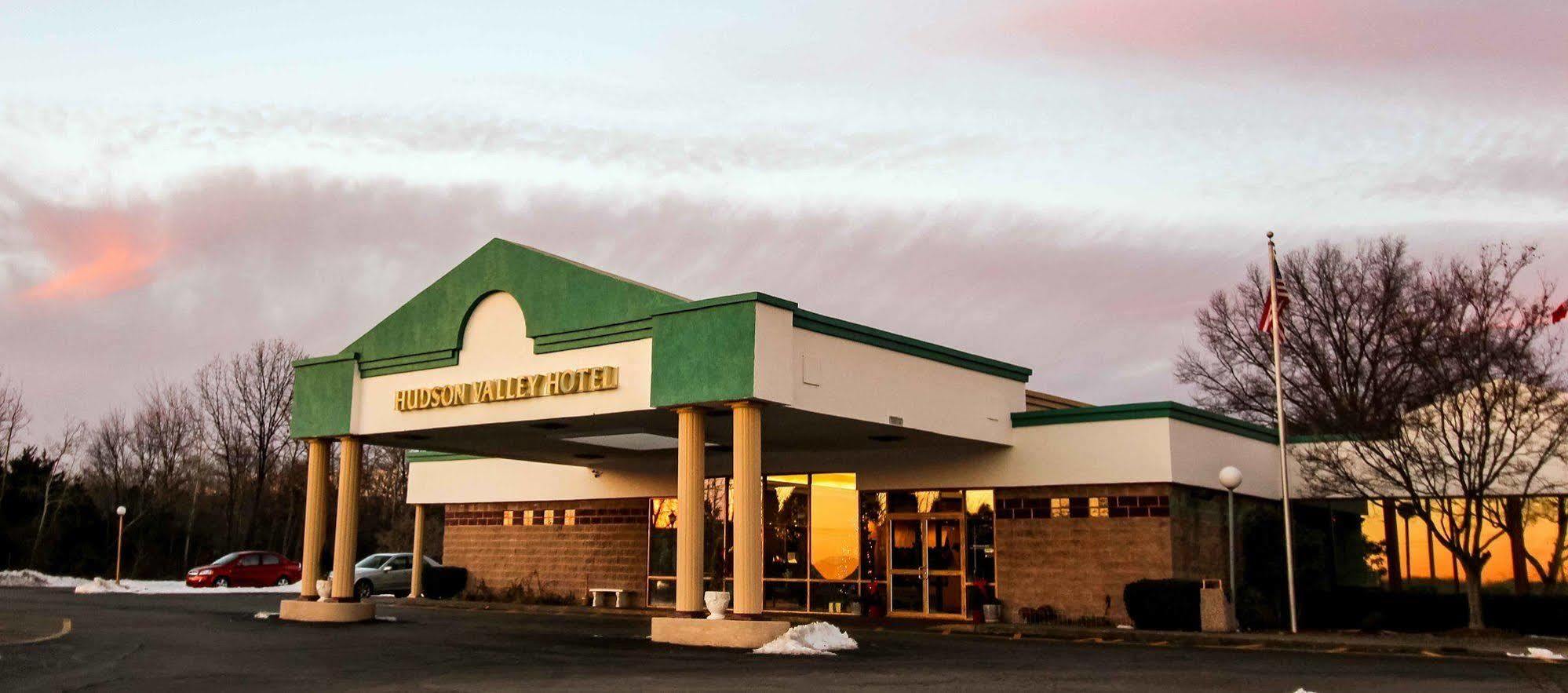 Newburgh Inn Exterior foto